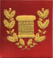 Badge Drum Major Gold on Red Pipe Band